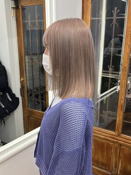 ログ オモテサンドウ(L.O.G OMOTESANDO) 『 ケアブリーチ 』ハイトーン10代20代 表参道 原宿