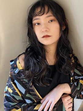 アトリエ フェム(atelier.fem) 【オン眉＊黒髪ニュアンスカール】