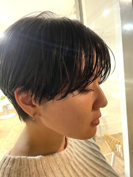 ロッソサンテ(rosso sante) 隙間のあるニュアンス　ベリーショート