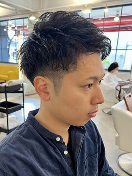 グラマシー アレックス(Gramercy alex) ツーブロックアップバングショート