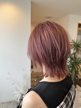 シェリー(Che'ri) 人気ウルフ／ピンクヘアー／ウルフカット/姫カット／藤本