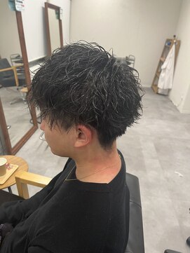 イロ(iro) メンズパーマ