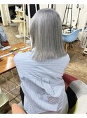 グレージュアッシュグレージュショートカットミニウルフ