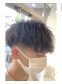 刈り上げマッシュツイスパ