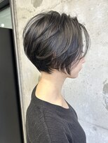 アルマモモ(Alma momo)&nbsp;前下がりショート