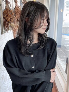 キュー(CUE) フェミニンロング、髪質改善、ヘッドスパ