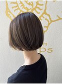 ショートボブ/アッシュベージュ