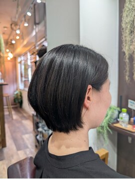 ルアン(Luan) ショートボブ