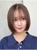 顔まわりレイヤーボブ　モカブラウン
