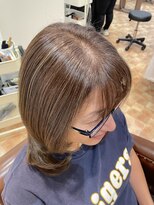 アイニ 河内小阪店(aini)&nbsp;白髪ぼかしカラー白髪ぼかしハイライト大人ショート30、40、50代