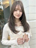 ナナローネス 渋谷(nana loness) レイヤーカット ロングレイヤー くすみベージュ グレージュ