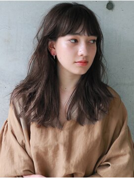 ローブ アオヤマ(LOAVE AOYAMA) 外国人風 / グレージュセミロング