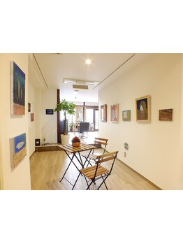 駅チカなのに、開放的な空間が自慢のプライベートサロン【tumugi】髪のお悩みもゆっくり相談できます♪