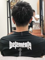 アンルポン(un.le.pont)&nbsp;[m]★un le pont★ワイルドアップバングツーブロベリーショート