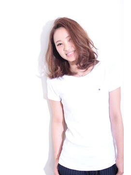 アッシュ 町田駅前通り店(Ash) 【Ash町田駅前通り　清水重人】イルミナカラー×セミロング