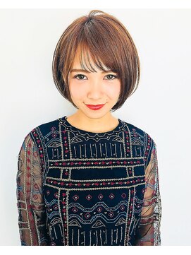 シウ 人形町(shiwu) shiwu小顔ショート