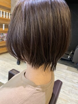 トレ(tre.) 甲子園口/髪質改善/白髪染め/ショート/酸性ストレート/美容室