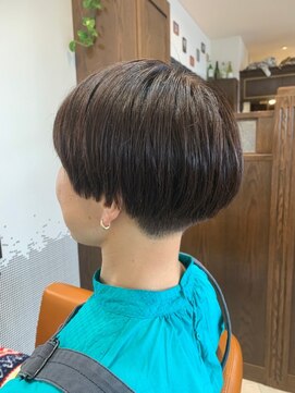 キールヘアーベイス(kir hair base) 刈り上げショート