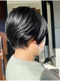 くびれショートスタイル