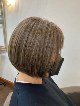 ノーヴェ(Nove) 白髪ぼかしの大人ハイライト