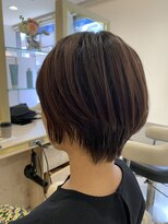 アッシュ 仙川店(Ash)&nbsp;大人な雰囲気のアッシュブラウン くびレイヤー ハンサムショート