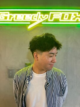 グリーディーフォックス 代々木(Greedy FOX) 波巻き/ハイライト/マッシュパーマ/ウルフ[シェービング]