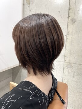 ハツ 橋本(HATSU) 【岩崎】ショートウルフボブ