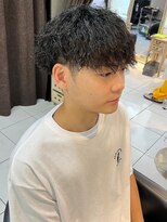 アイズ 海老名(AIZU)&nbsp;ツイストスパイラルパーマ メンズカット メンズパーマ 眉毛