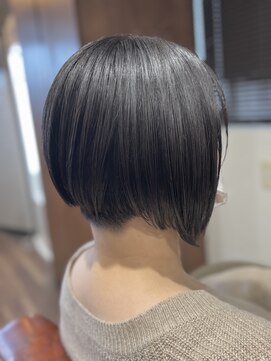 ヘアメイク アンフィ(amphi) 刈り上げショート