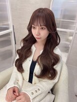 ヴェイナゴヤ(VEYY. nagoya) ロングウェーブヘア/透明感カラー