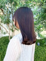 リリー(Rilie)&nbsp;顔周りレイヤー/セミロング/艶感/ナチュラルブラウン