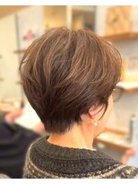ヘアメイク クリア 神楽坂店(hair+make CLEAR)&nbsp;後ろ姿まで美しく“大人ショート”