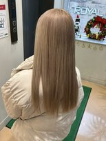 アウラ(AURA)&nbsp;盛岡ブリーチカラーミディアムレイヤーカットミルクティーカラー