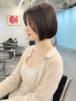 オウル(Owll)&nbsp;＊大人上品顎ライン切りっぱなしミニボブ × 艶ブラウン＊