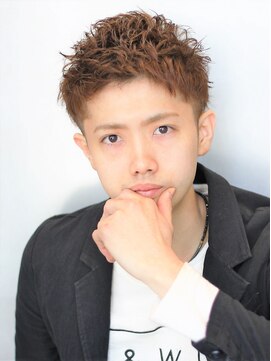 ノイセル(Noisyle) ソフトツーブロック フェザーマッシュ ワイルドアップバング