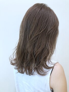 ヘアーポケット リタ(HAIR POCKET ritta) ミディ × アッシュベージュカラー