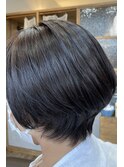 美・シルエット　ショートボブ