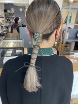 アオゾラヘアー フジサキグウ(AOZORA HAIR FUJISAKIGU) ポニーアレンジ