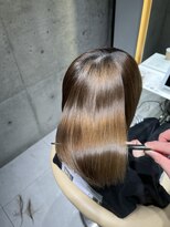 ロンドメリア 天神大名店(Lond Melia)&nbsp;★グレージュカラー斜めバングデザインカラーシルキー ベージュ