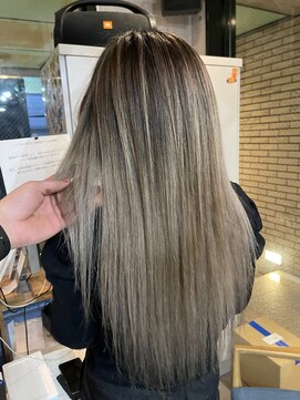 ラフ(LAFF) #バレイヤージュ#グレージュカラー#ボブウルフ#ココアベージュ