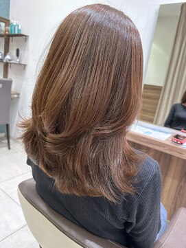 アッシュ 豊田店(Ash) 【担当:渡邊】セミロングレイヤー×透明感カラー ¥13100