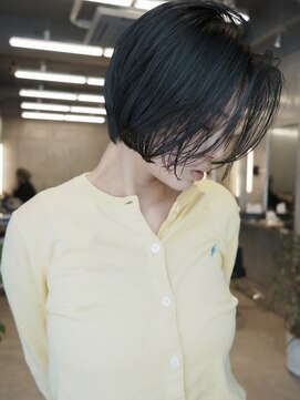 アザー(o. the .r) スタイリッシュショートボブ