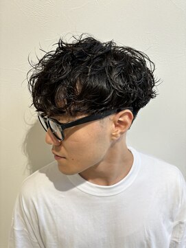 グラフ 立川(Graph.) 無造作ニュアンスツーブロックメンズカットパーマ