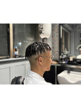 【成田/バーバー】個性を出したい方・HIPHOP好き必見★/ブラックヘアに近づけることが可能です◎