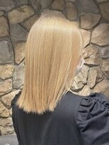 ラック 表参道(LUCK) ブロンド/ミディアムレイヤー/ミルクティーベージュ/表参道/原宿