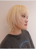 ウルフカット/抜きっぱなしブロンド
