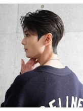 アンダーバーホワイト(_WHITE) 韓国風ダウンパーマ