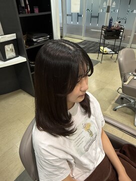 顔まわりカット