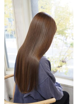 アリー 原宿 表参道(ALLY) ALLY稲木 2025冬のおしゃれは艶髪とブラウンベージュ!