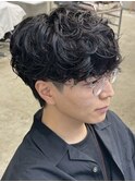 渋谷波巻きツイストスパイラルシャドウルーズパーマツーブロック